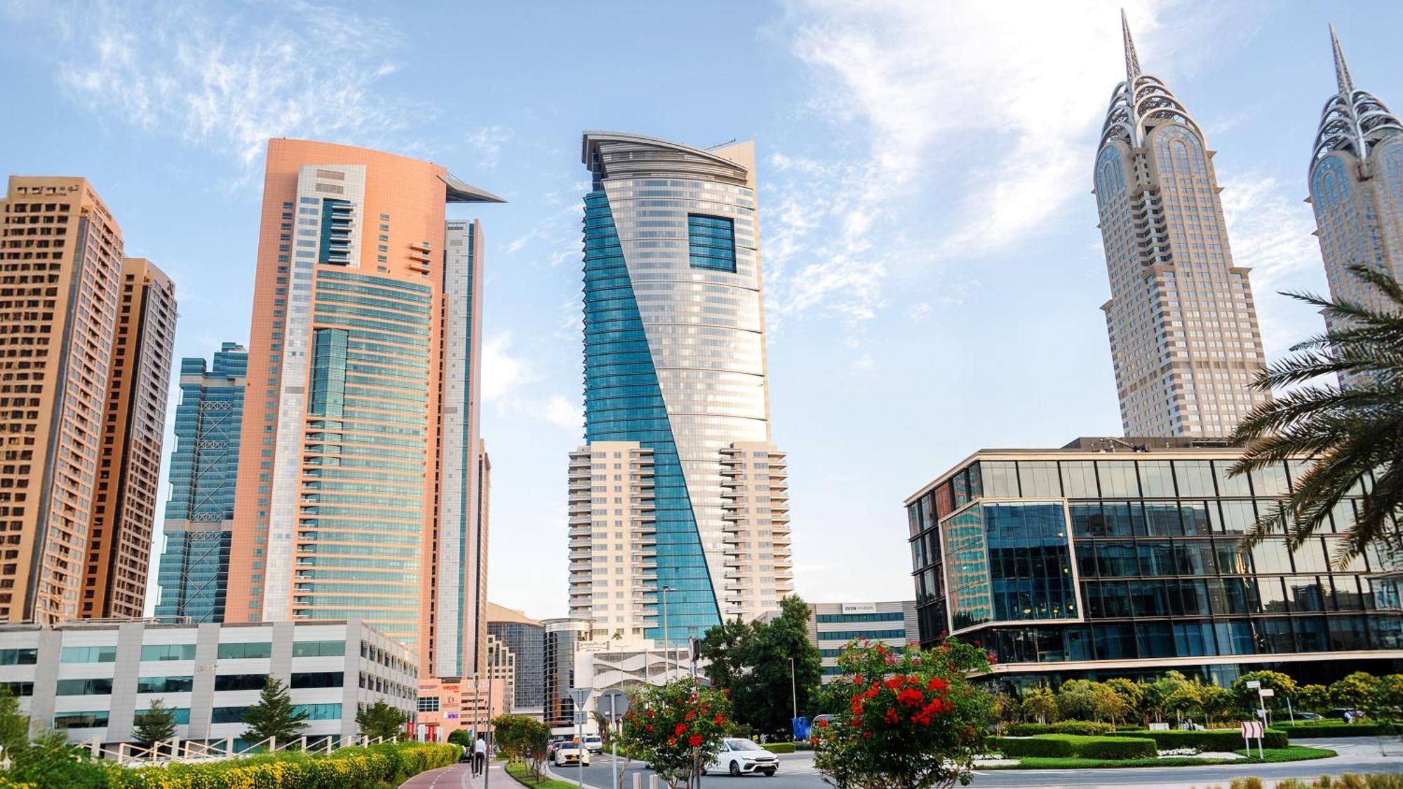 Staybridge Suites Dubai Internet City By Ihg Dış mekan fotoğraf