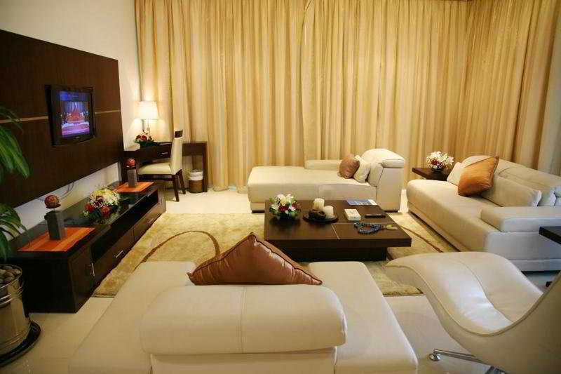 Staybridge Suites Dubai Internet City By Ihg Dış mekan fotoğraf