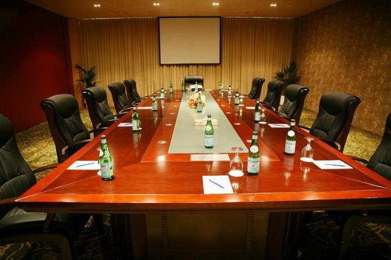 Staybridge Suites Dubai Internet City By Ihg Dış mekan fotoğraf