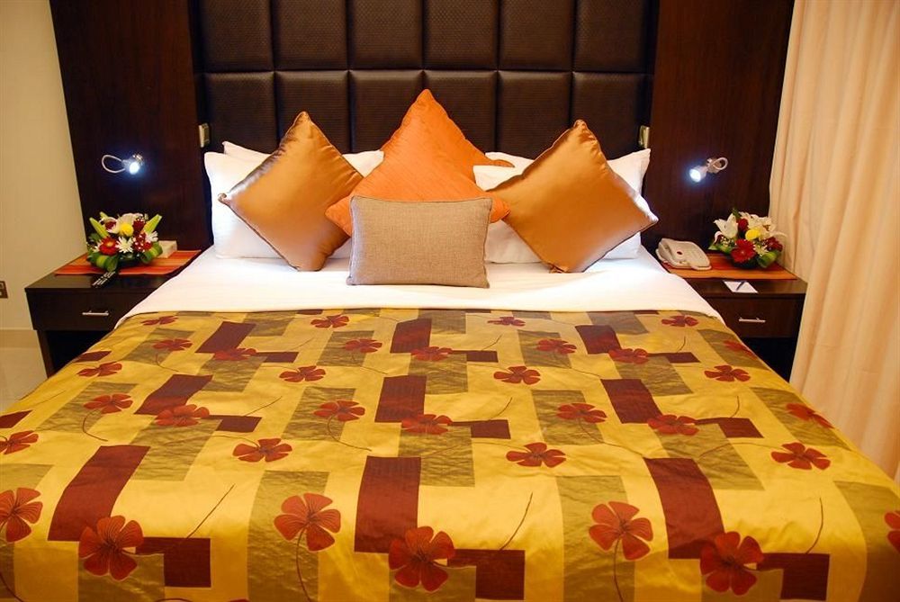 Staybridge Suites Dubai Internet City By Ihg Dış mekan fotoğraf