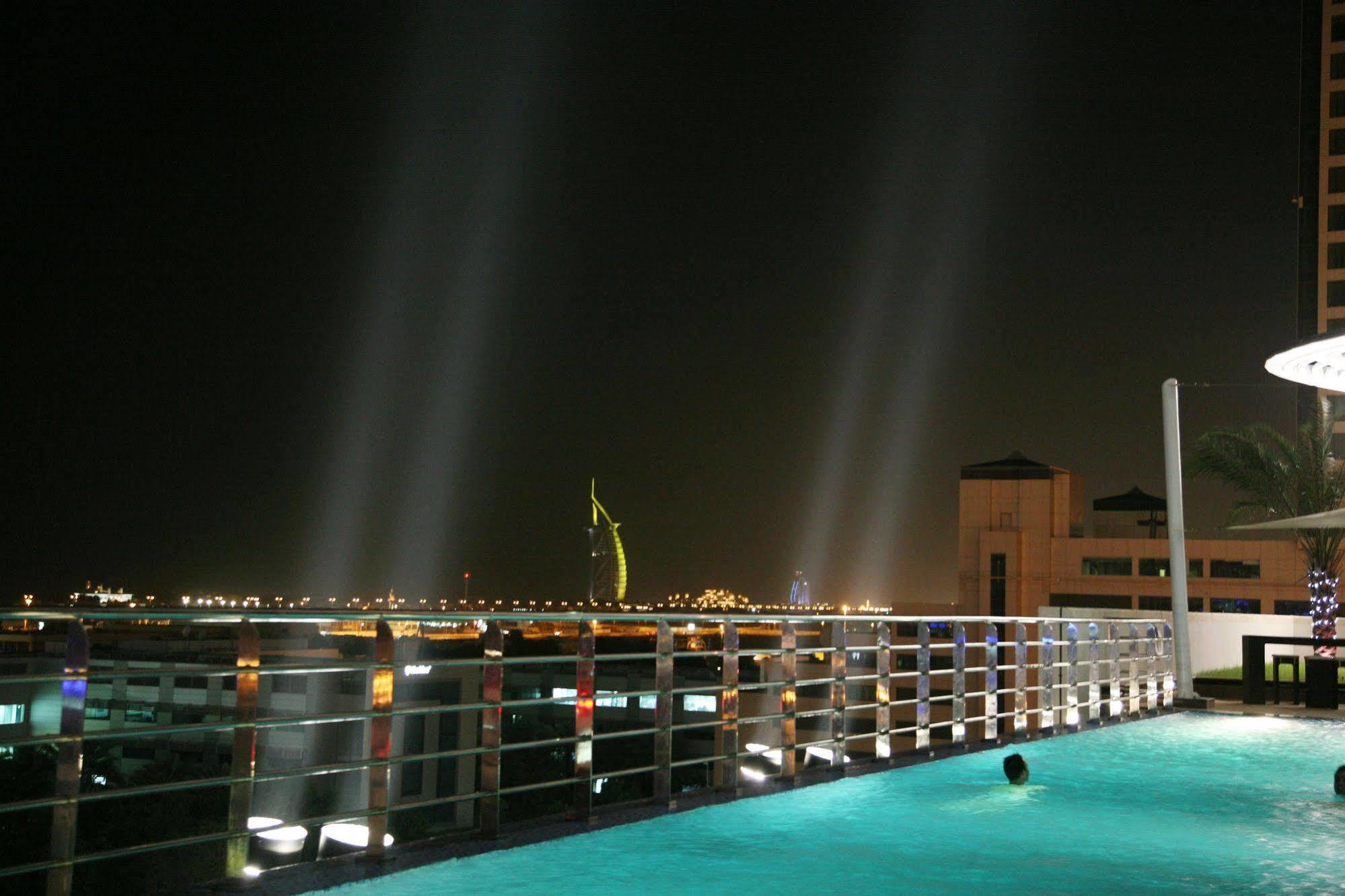 Staybridge Suites Dubai Internet City By Ihg Dış mekan fotoğraf