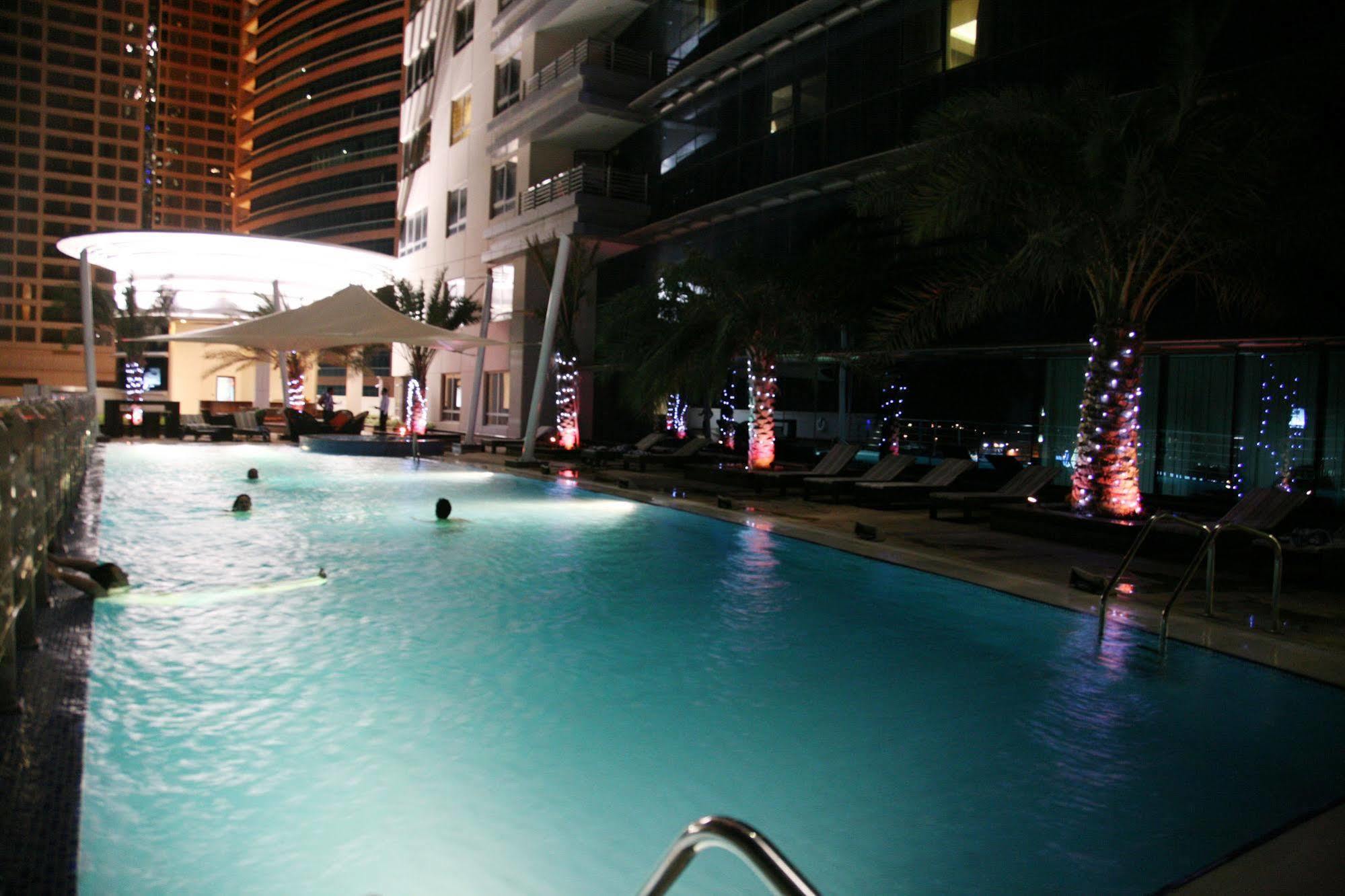 Staybridge Suites Dubai Internet City By Ihg Dış mekan fotoğraf